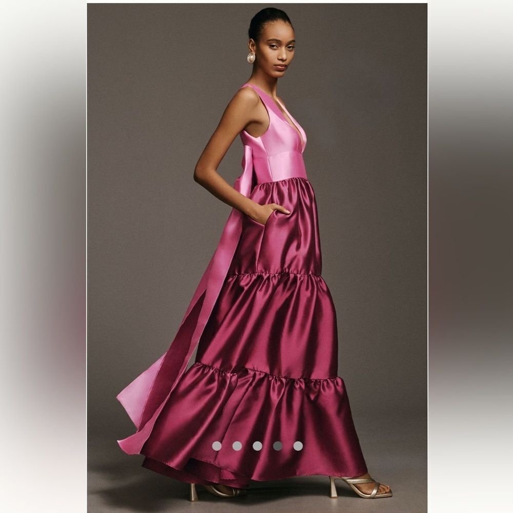 By Anthropologie Hutch Harlo Deep-V Back-Bow Tiered Gown Size 12